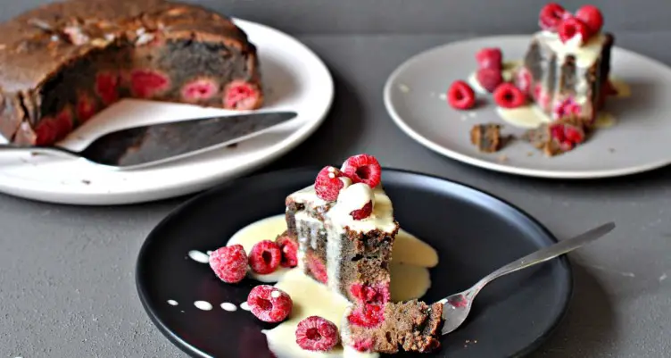 Berry white chocolate keto dessert recipe