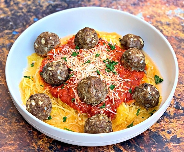 Keto low-carb spaghetti squash pasta with marinara sauce & meatballs