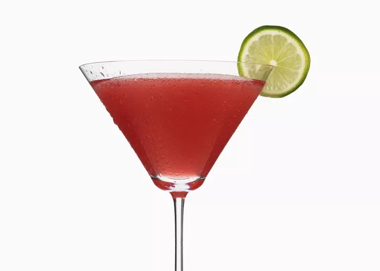 Low-Carb Cosmopolitan Cocktail