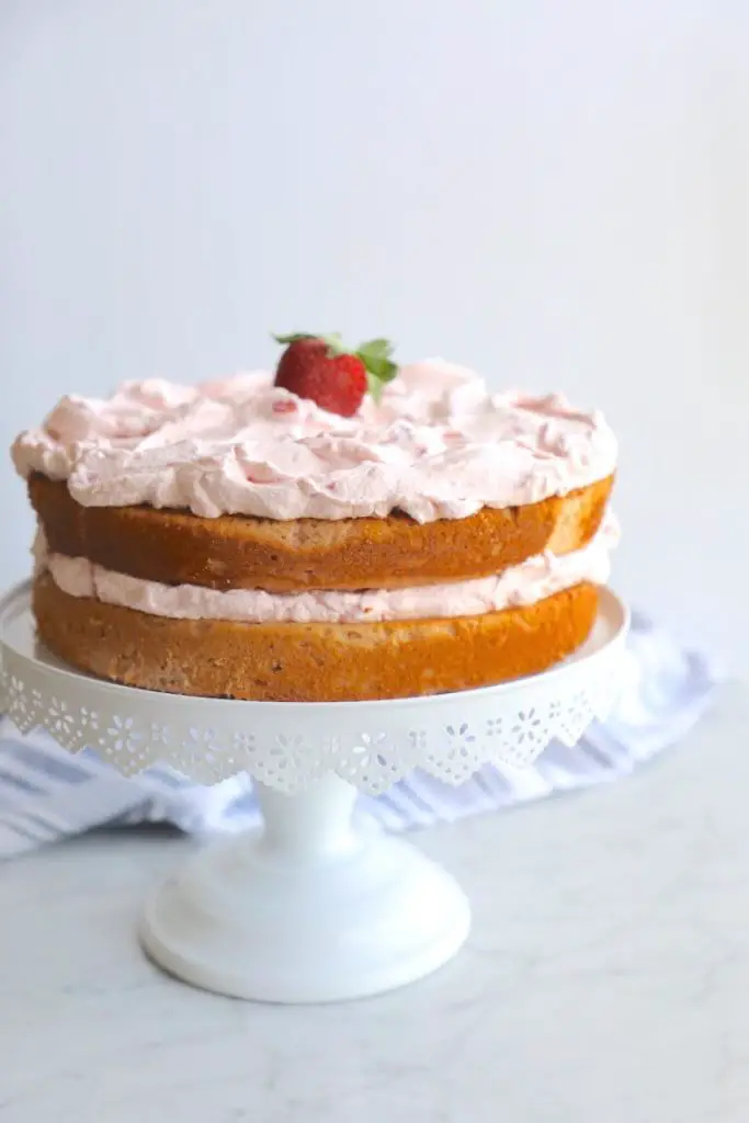 Keto Strawberry Mousse Cake