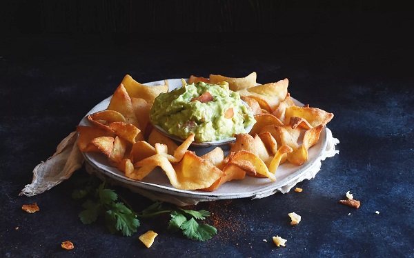 Low-carb tortilla chips