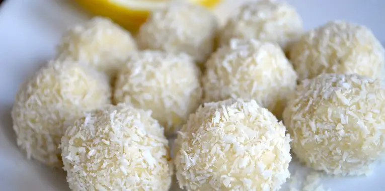 Lemon Coconut Balls no bake keto dessert