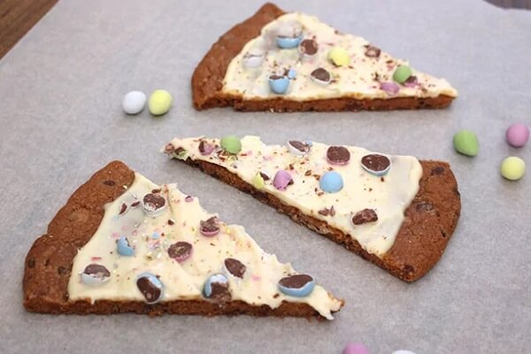 Easter Egg Cookie Pizza
