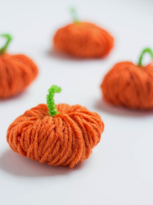 Yarn Pumpkins
