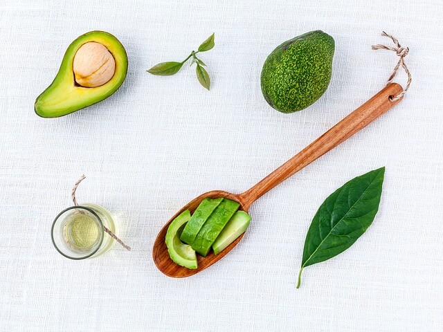 Avocado oil for healthy skin