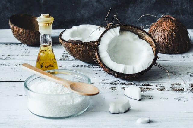 Coconut Oil for healthy skin