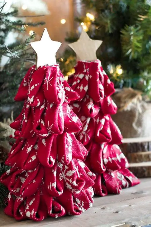 DIY Nordic Sweater Mini Christmas Trees