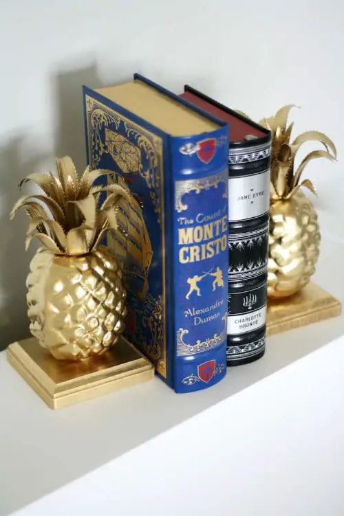 DIY Pineapple Bookends
