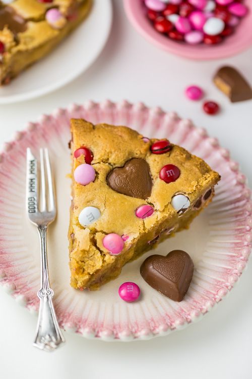 Valentine’s Day Cookie Pie