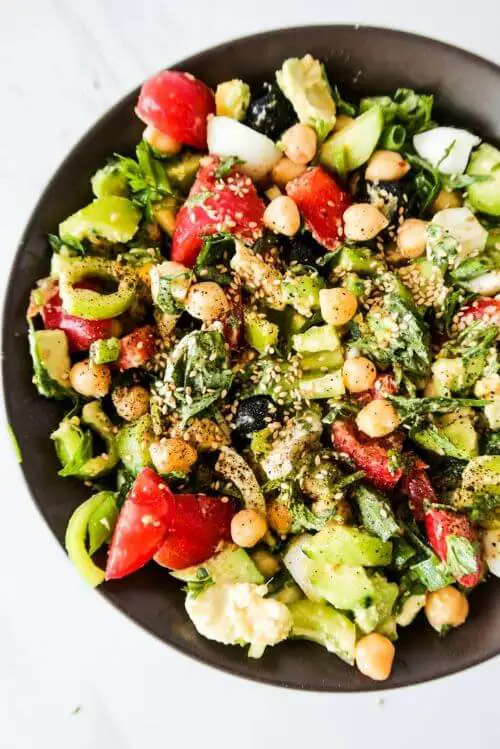 Healthy Egg And Chickpea Salad