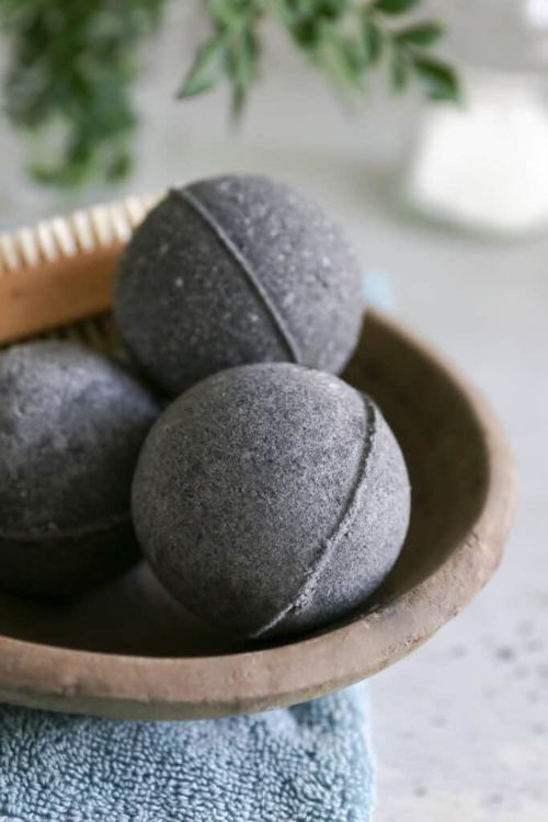 Black Bath Bombs With Activated Charcoal