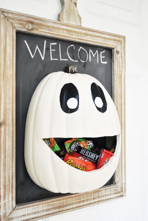 DIY Halloween Candy Door Hanger