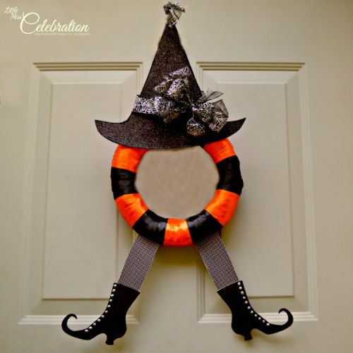 A Trick For A Treat Halloween Wreath