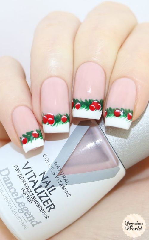 Christmas Garland French Manicure Nails