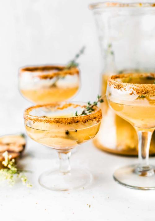 Honey Roasted Pear Sparkling Cocktails