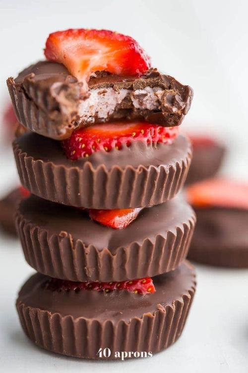 Paleo Chocolate Strawberry Coconut Butter Cups