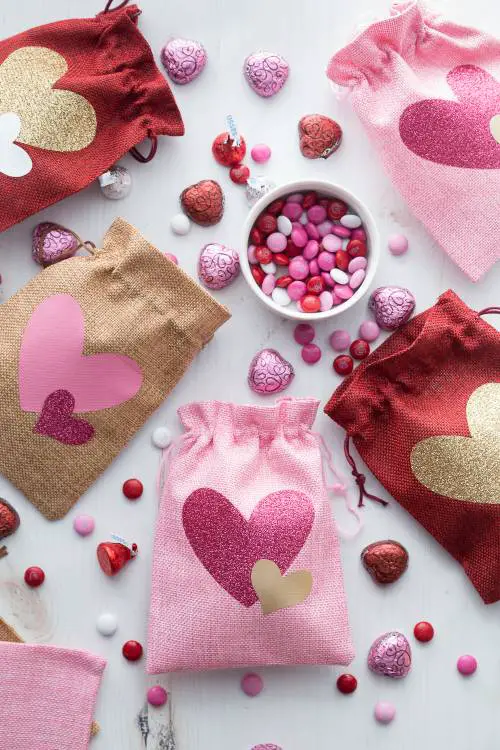 Valentine’s Day Burlap Treat Bags