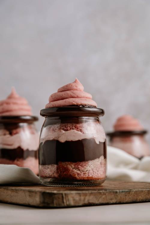 Chocolate Strawberry Cake Jars