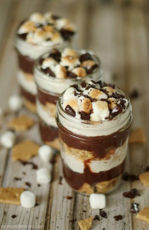 S’mores Dessert Trifle in a Jar
