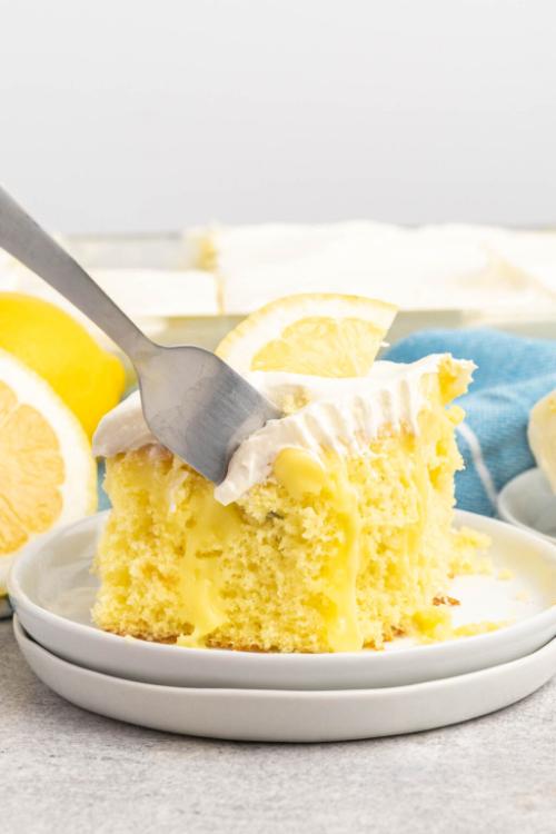Lemon pudding poke cake