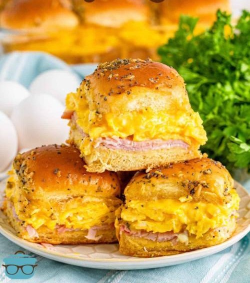Ham, Egg And Cheese Breakfast Sliders