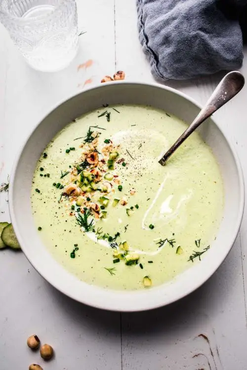 Cold Cucumber Soup (10 Minutes)