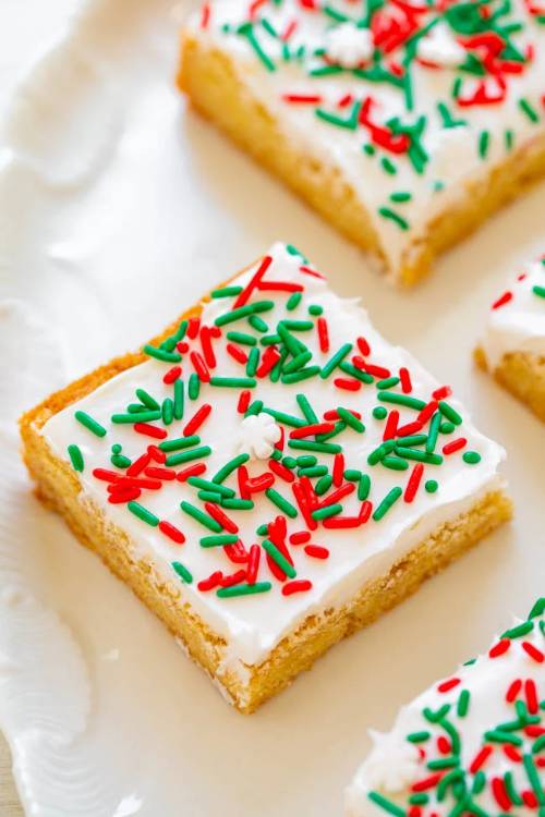 Snickerdoodle Bars With Cream Cheese Frosting