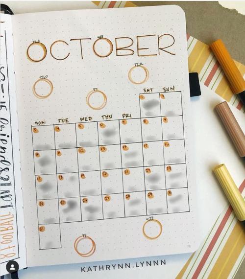 Circle Pumpkins October Spread