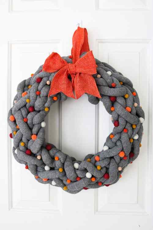 DIY Fall Wreath with Yarn and pom poms
