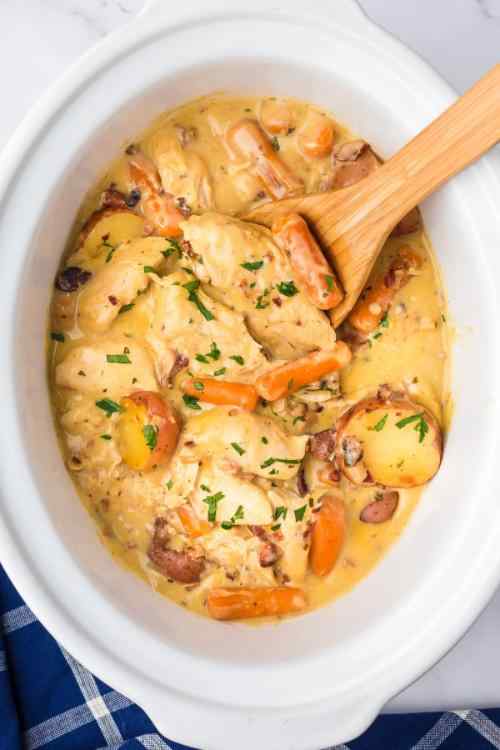 Slow Cooker Creamy Ranch Chicken and Potatoes