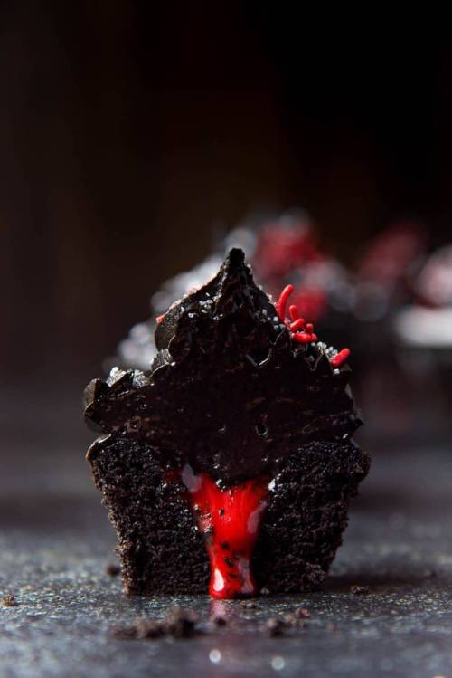 Bleeding Black Cupcakes