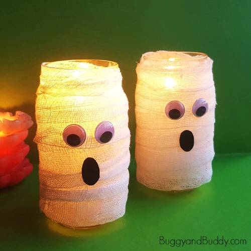 DIY Mason Jar Mummy Lantern Craft for Halloween
