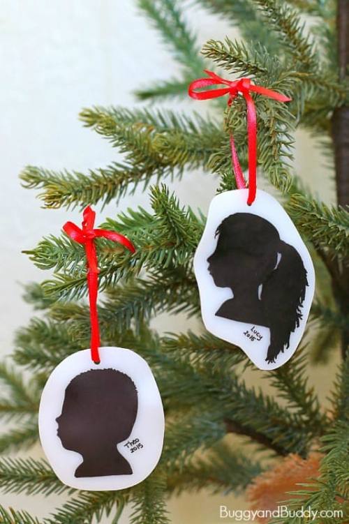 DIY Silhouette Christmas Ornament