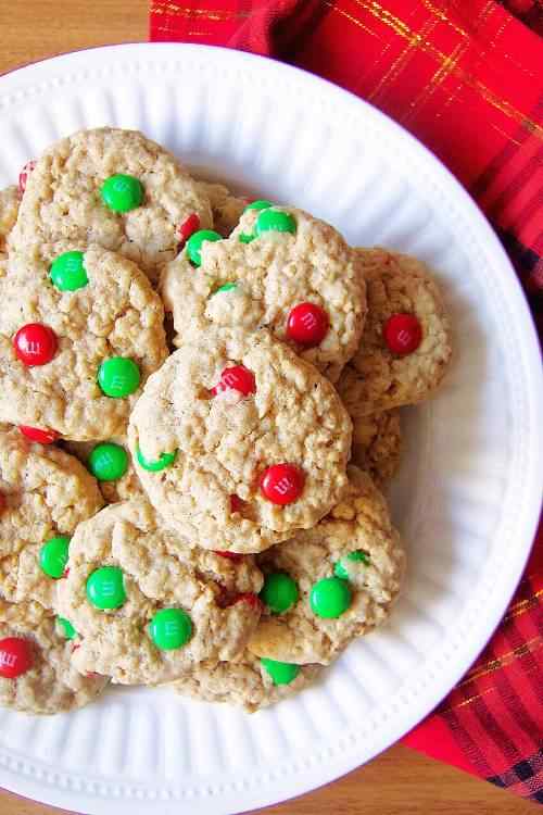 Gluten-Free Christmas Oatmeal M&M Cookies