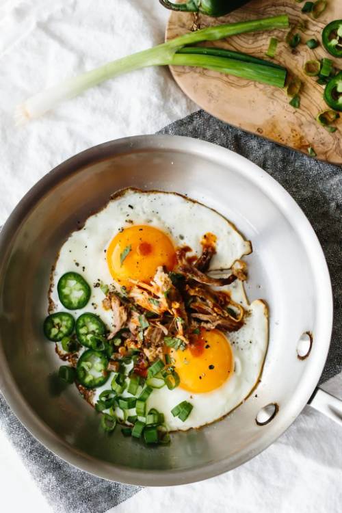 Spicy pulled pork fried eggs