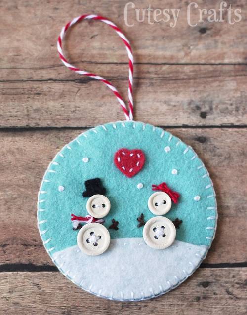 Button and Felt DIY Christmas Ornaments
