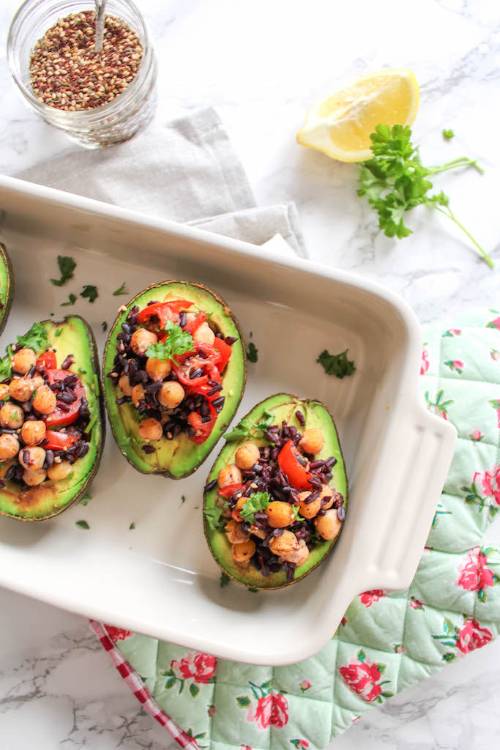 Baked Avocados With Rice And Chickpea Za’atar Filling
