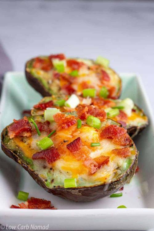 Loaded Avocados Stuffed with Eggs, Bacon & Cheese